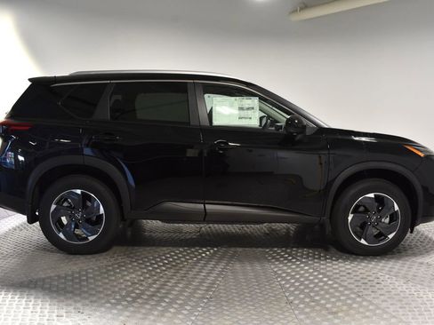 Used 2026 Nissan Rogue SV w/ SV Premium Package AWD/4WD image 10
