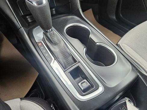 Certified 2020 Chevrolet Equinox LS w/ LS Convenience Package image 30