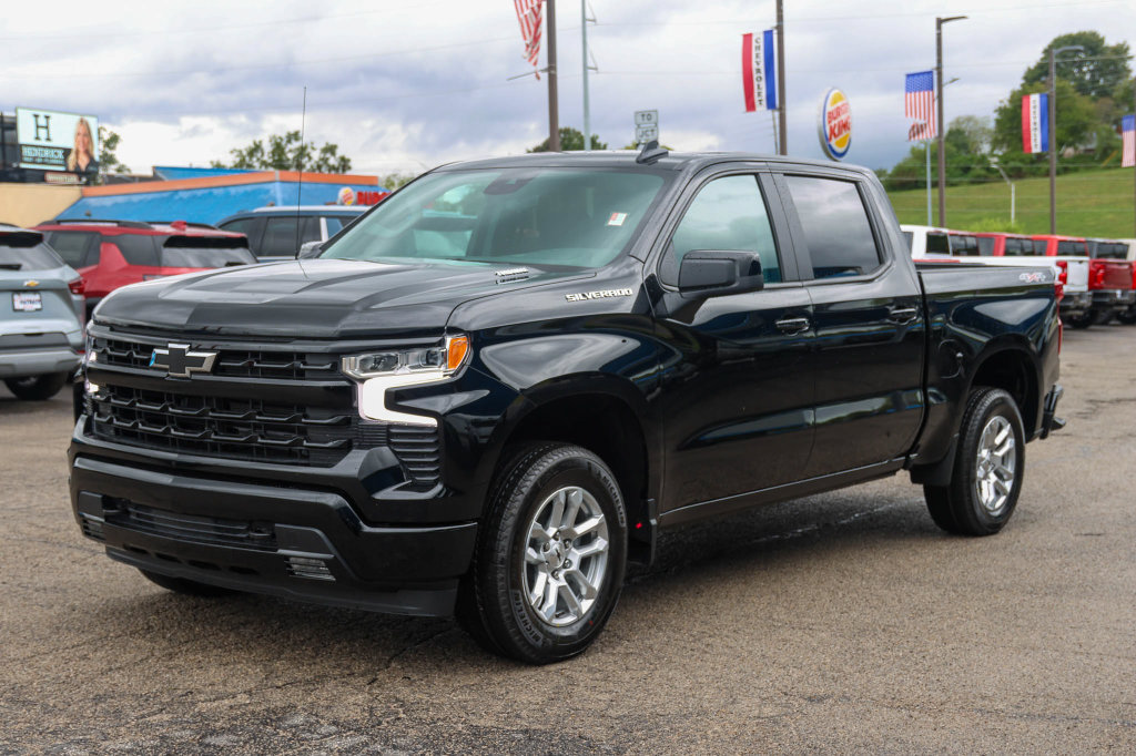 New 2026 Chevrolet Silverado 1500 RST AWD/4WD image 6