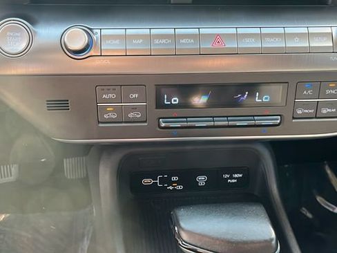 Used 2024 Hyundai Kona SEL FWD image 13