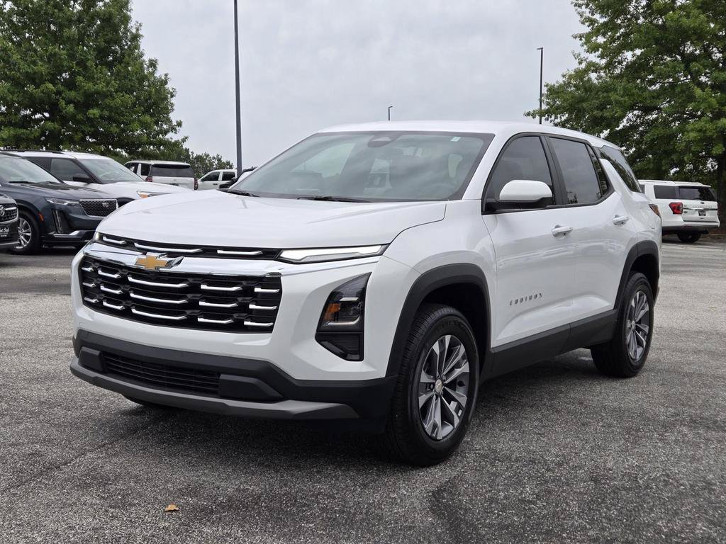 Used 2026 Chevrolet Equinox LT FWD image 1