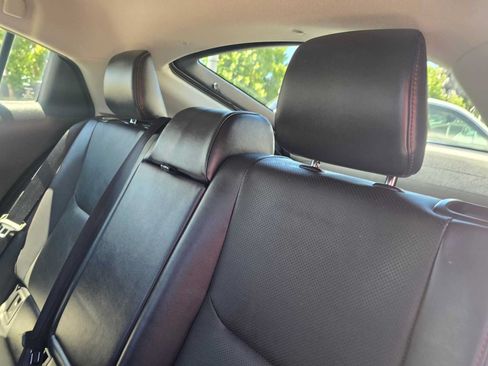 Used 2023 Toyota Prius Prime FWD image 17