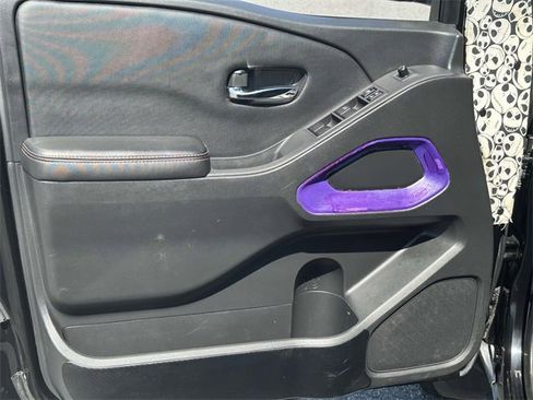 Used 2023 Nissan Frontier PRO-4X w/ Pro Convenience Package image 26