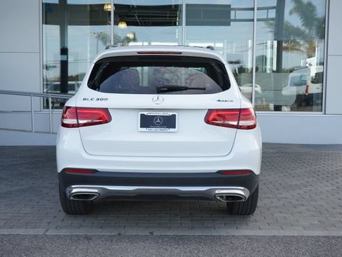 Used 2018 Mercedes-Benz GLC 300 4MATIC image 7