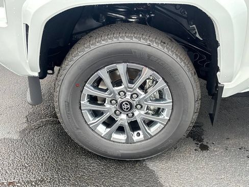 New 2026 Toyota Tacoma Limited AWD/4WD image 27