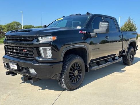 Used 2023 Chevrolet Silverado 2500 LTZ w/ LTZ Plus Package AWD/4WD image 2