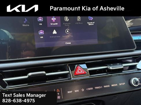 New 2025 Kia Niro SX image 11