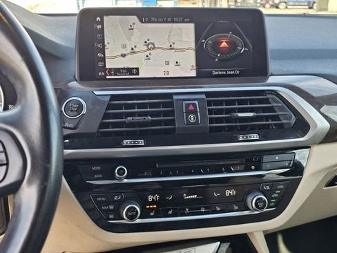 Used 2019 BMW X3 sDrive30i w/ Premium Package image 9