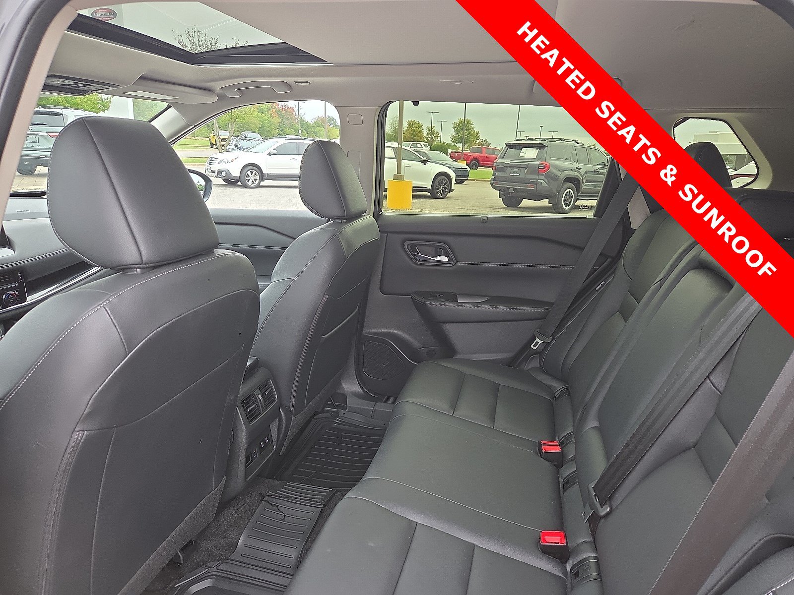 Used 2025 Nissan Rogue SL w/ Tech Package AWD/4WD image 10