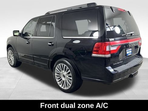 Used 2017 Lincoln Navigator Select image 7