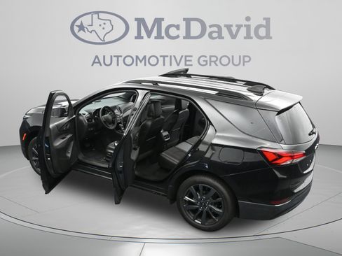 Used 2023 Chevrolet Equinox RS AWD/4WD image 44