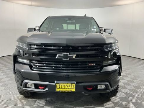 Used 2020 Chevrolet Silverado 1500 LT Trail Boss w/ Midnight Edition AWD/4WD image 2