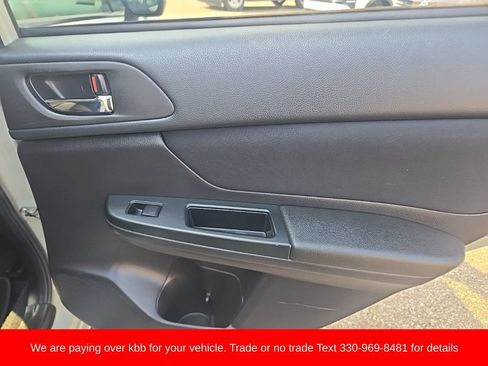 Used 2013 Subaru Crosstrek 2.0i Premium AWD/4WD image 22