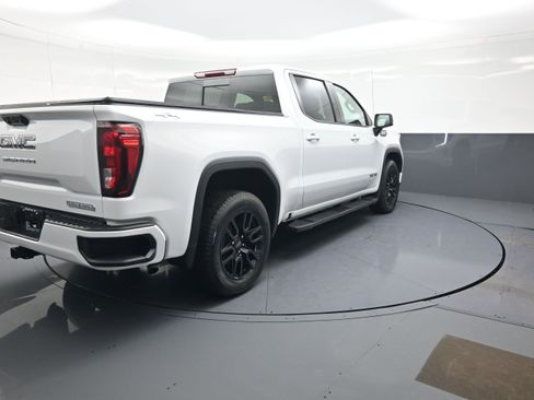 Used 2025 GMC Sierra 1500 Elevation w/ Preferred Package image 3