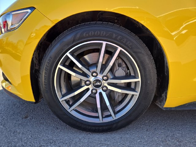 Used 2016 Ford Mustang GT Premium RWD image 9