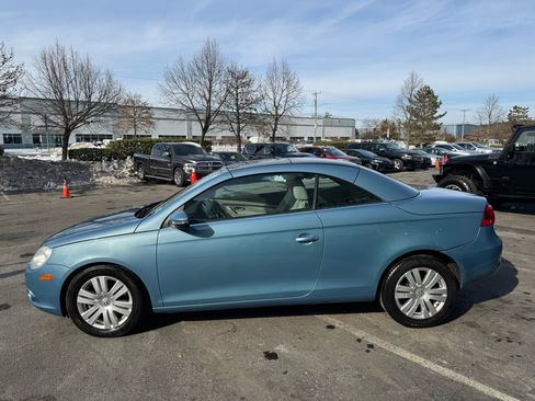 Used 2010 Volkswagen Eos Komfort image 11