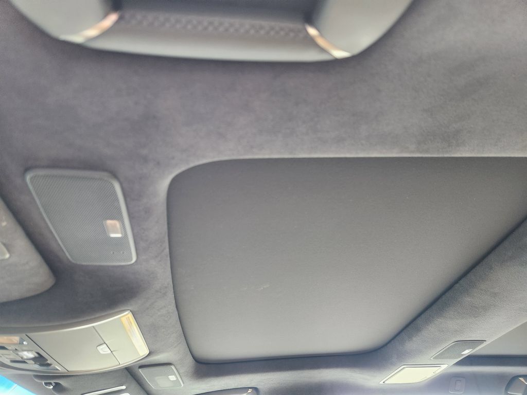 Certified 2022 Lexus LS 500 w/ Interior Upgrade Package RWD image 25