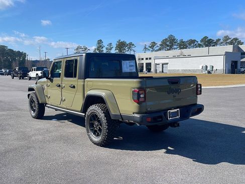 New 2025 Jeep Gladiator Willys image 5