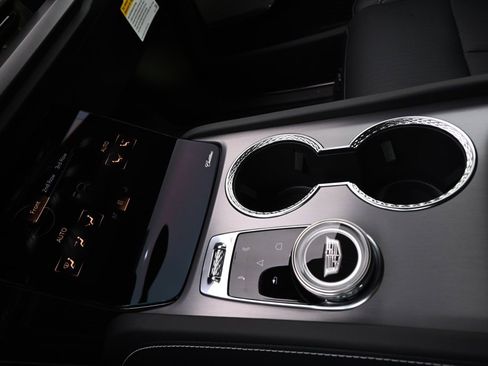 New 2026 Cadillac Vistiq Sport w/ LPO, Floor Liner Package image 30