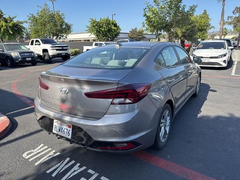 Used 2020 Hyundai Elantra Value Edition FWD image 3