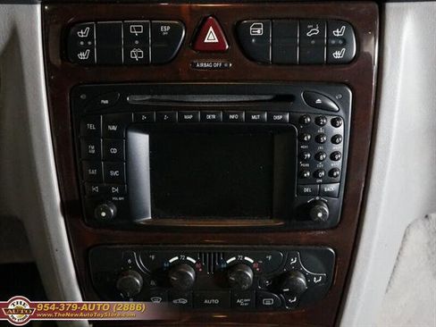 Used 2004 Mercedes-Benz G 500 image 31