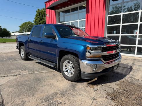 Used 2016 Chevrolet Silverado 1500 LT w/ All Star Edition AWD/4WD image 2