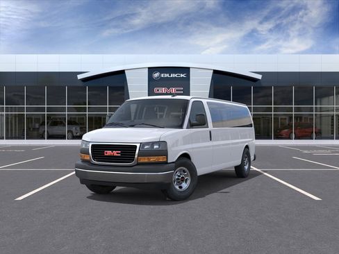 New 2025 GMC Savana 3500 LT w/ LT Preferred Equipment Group RWD image 26