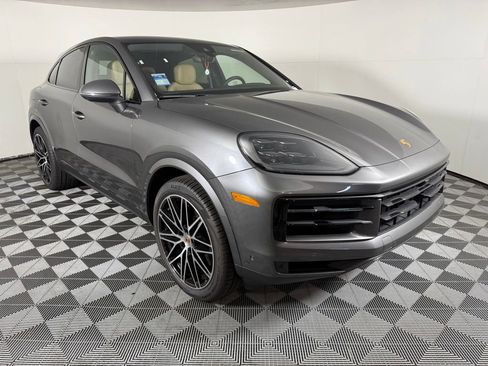 New 2025 Porsche Cayenne Coupe image 9