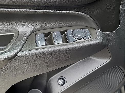 Used 2024 Chevrolet Equinox LT AWD/4WD image 14