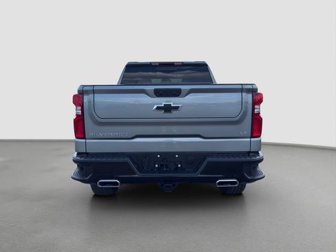 Used 2025 Chevrolet Silverado 1500 LT Trail Boss w/ Convenience Package II AWD/4WD image 5