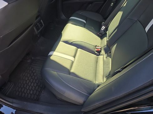 Used 2025 Toyota Camry SE image 17