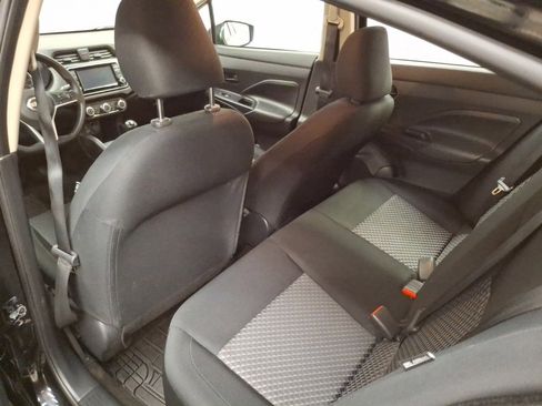 Used 2022 Nissan Versa S image 14