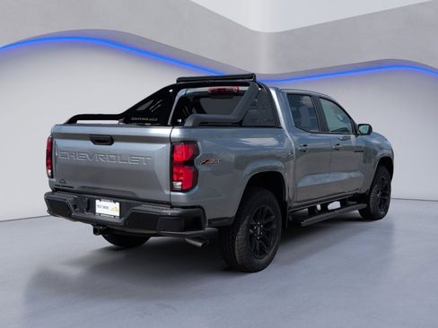 New 2025 Chevrolet Colorado Z71 w/ Midnight Edition image 4