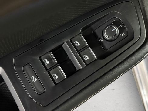 New 2025 Volkswagen Atlas SEL Premium R-Line image 24