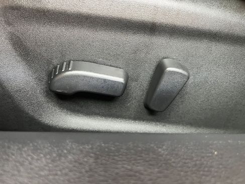 Used 2025 Nissan Altima 2.5 SV image 22