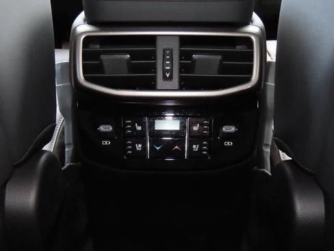 Used 2025 Lexus RX 450h Luxury image 25