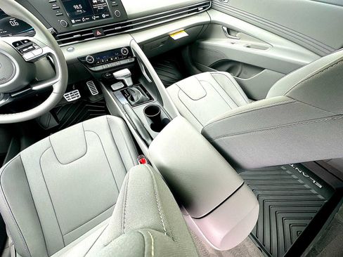 New 2026 Hyundai Elantra Sport FWD image 21