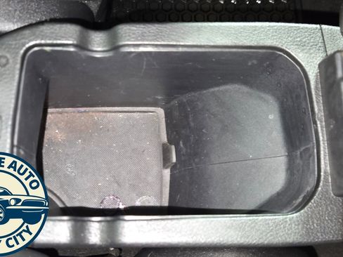 Used 2018 Jeep Compass Latitude w/ Popular Equipment Group image 19