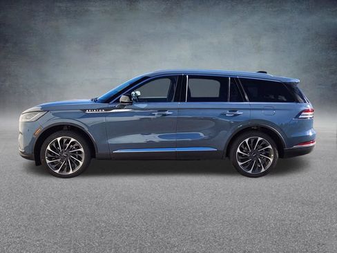 New 2026 Lincoln Aviator Reserve w/ Luxury Package image 4