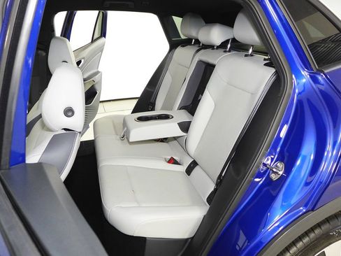 Used 2021 Volkswagen ID.4 Pro S w/ Gradient Package image 21