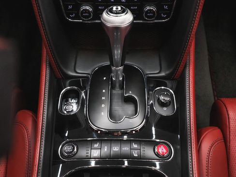 Used 2016 Bentley Flying Spur V8 image 41