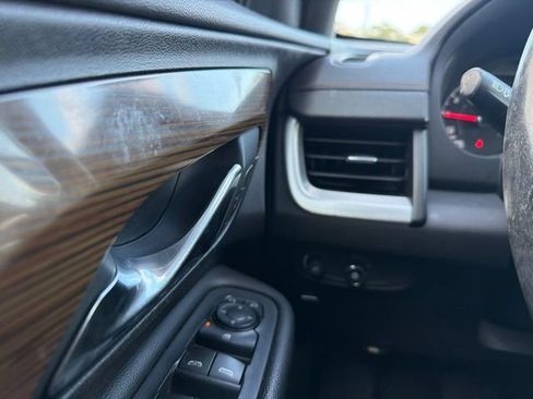 Used 2018 GMC Terrain SLE FWD image 12