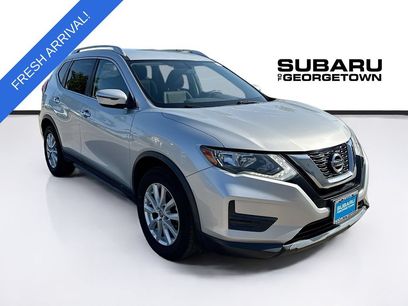 Used 2017 Nissan Rogue SV
