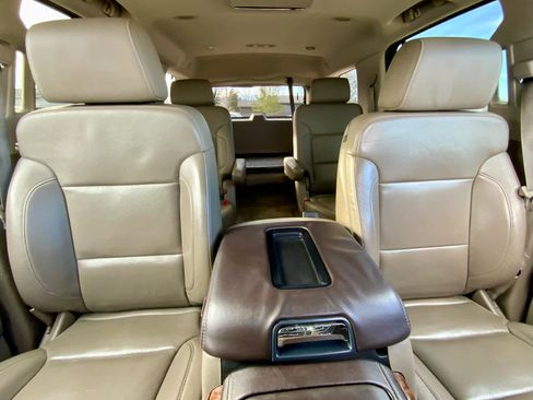Used 2015 Chevrolet Tahoe LTZ image 28