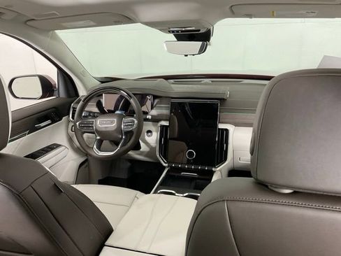 New 2026 GMC Acadia Denali w/ Super Cruise Package image 15