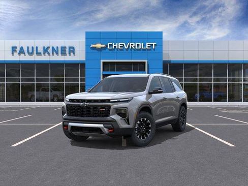 New 2026 Chevrolet Traverse Z71 w/ Enhanced Driving Package AWD/4WD image 8