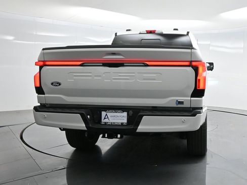 Used 2024 Ford F150 Lightning Platinum AWD/4WD image 33