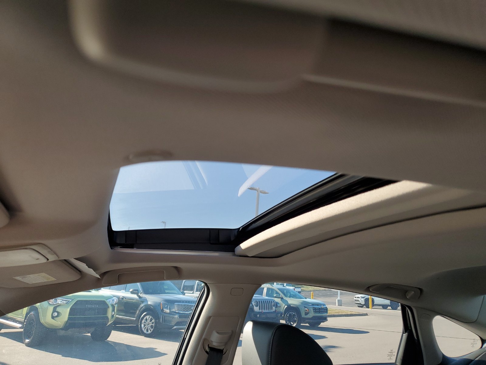 Used 2018 Honda Accord Touring image 19