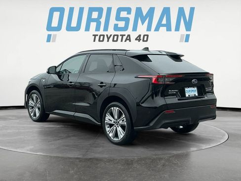 Used 2024 Subaru Solterra Limited image 5