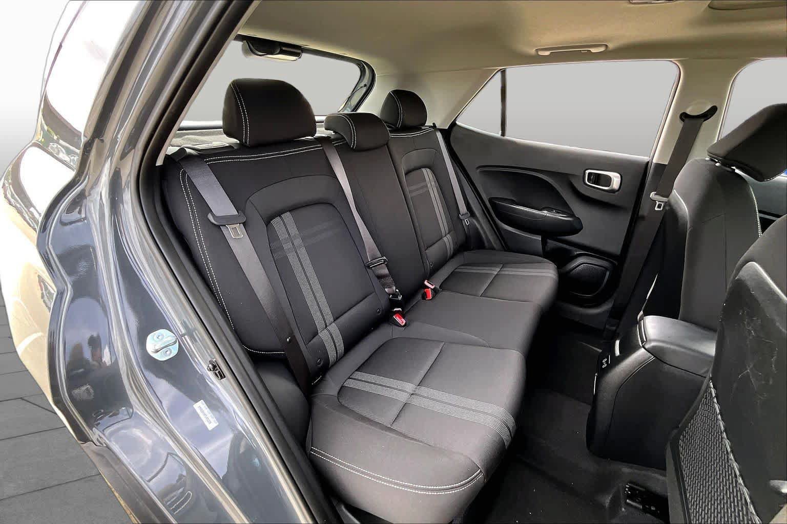 Certified 2026 Hyundai Venue SEL FWD image 20